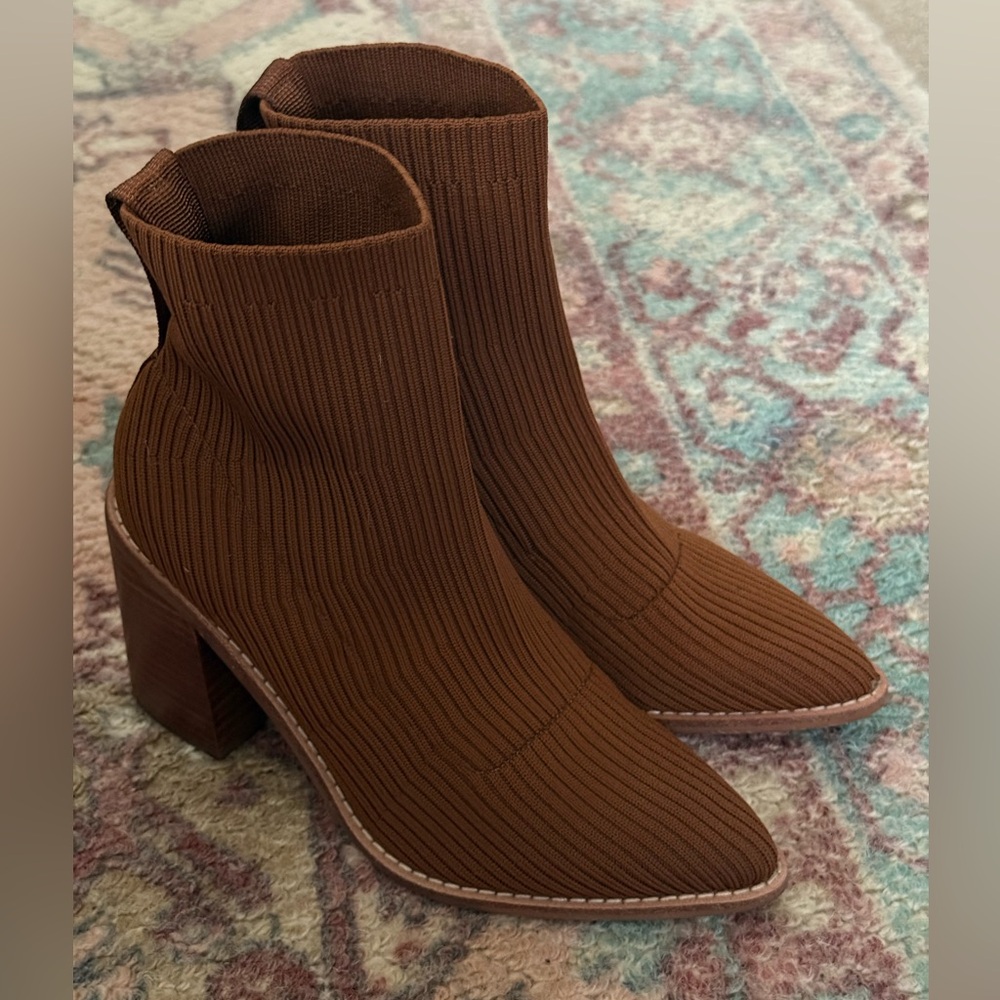 Steven New York Brown Booties